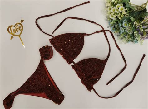Costume Bikini A Triangolo Con Slip A Tanga A Vita Bassa Intimo