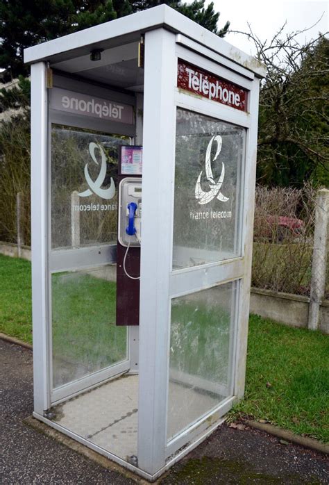 Photographie d une cabine téléphonique Cabine telephonique Cabine