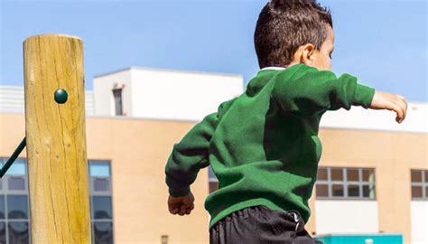 school uniform hampton lakes primary school