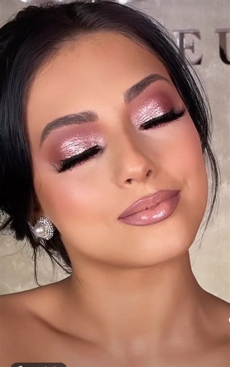 45 Top Rose Gold Makeup Ideas To Look Like A Goddess Artofit