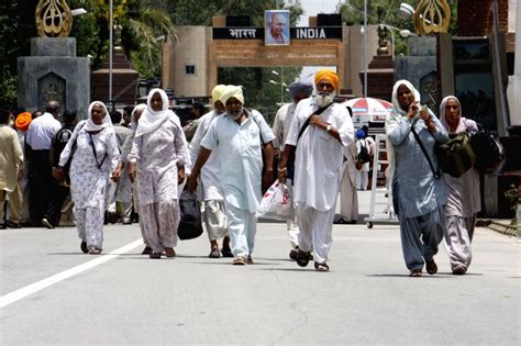 Pakistan Lahore Sikh Pilgrims