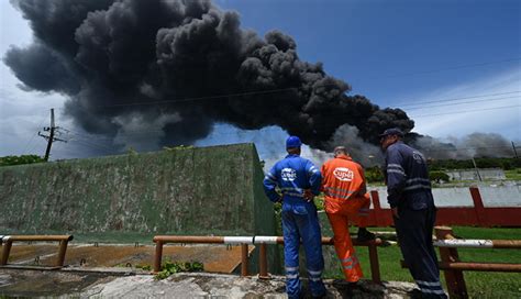 Aumentan A 121 Los Heridos Por El Incendio En El Puerto De