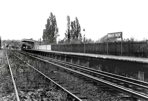 Disused Stations: Croxley Green Station