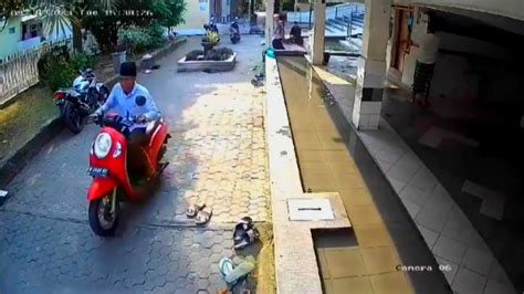 Terekam Kamera CCTV AKSI Pencurian Sepeda Motor Bangkalan Madura YouTube