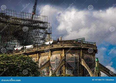 Workers At The North Gable Of Notre Dame De Paris Reinforced By Wooden