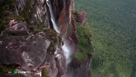 Salto Base En El Salto Del Ángel La Cascada Más Alta Del Mundo Locos