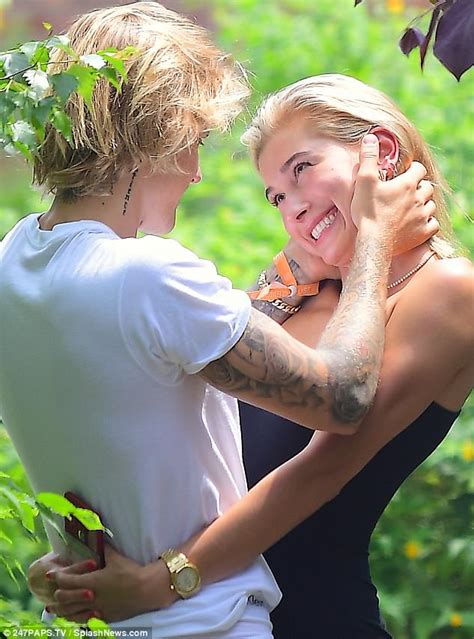 Justin Bieber Plants Kiss On Hailey Baldwin On Romantic Date Daily Mail Online