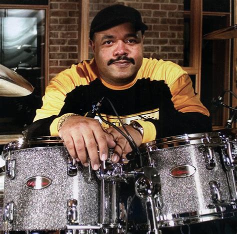 Dennis Chambers Drummerworld