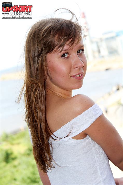 Real Amateur Public Candid Upskirt Picture Sex Gallery Never Hiding Their Cute Up Skirts