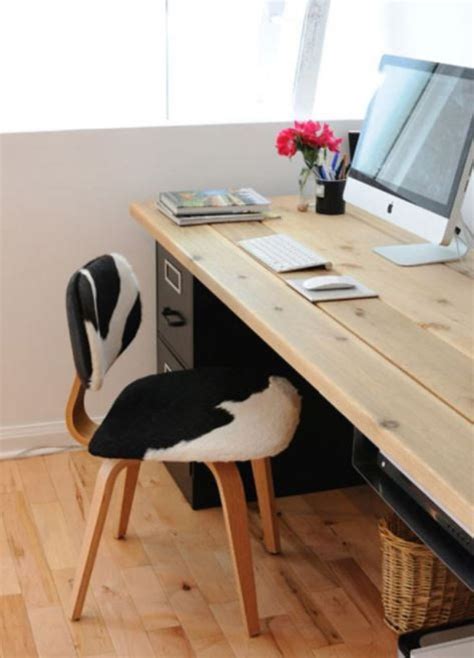 20 Top DIY Computer Desk Plans, That Really Work For Your Home Office