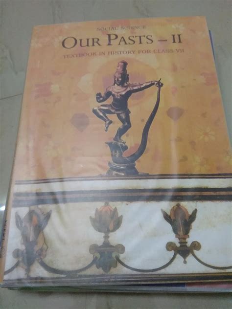 Our Pasts Ii Social Science Paperback Amazon In Books