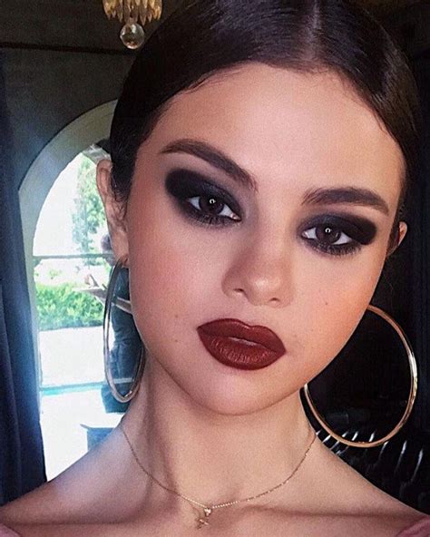 Selenagomez Selenagomezmakeup Makeup Celebritymakeup Boldmakeup