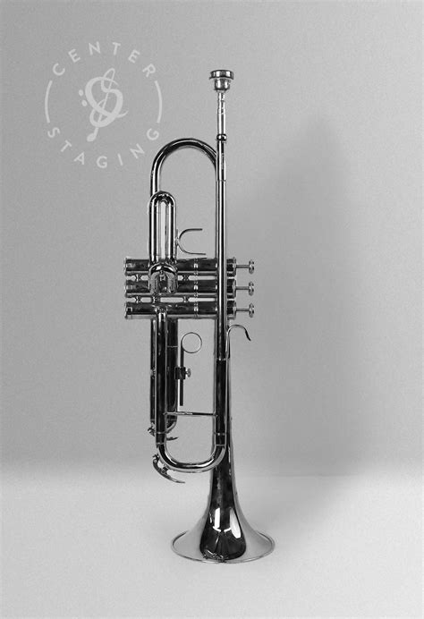Mendini Silver Trumpet Centerstaging