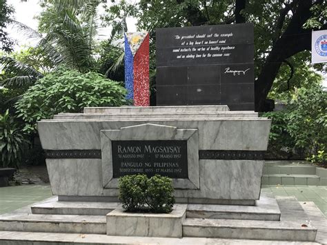 Look Manila North Cemetery Home To Past Presidents Da King