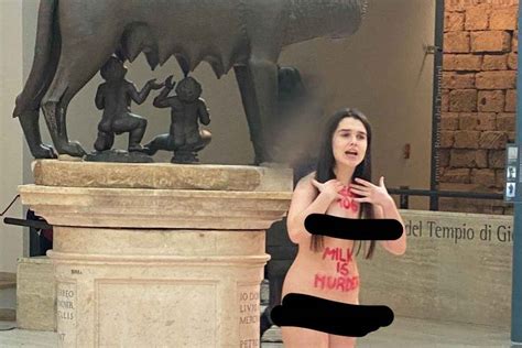 Roma Maria Sofia Federico Nuda Ai Musei Capitolini Per Un Blitz