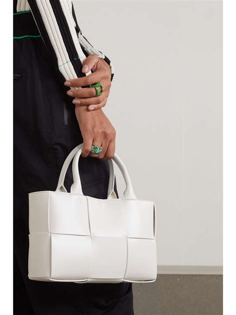 BOTTEGA VENETA Arco mini intrecciato leather tote | NET-A-PORTER