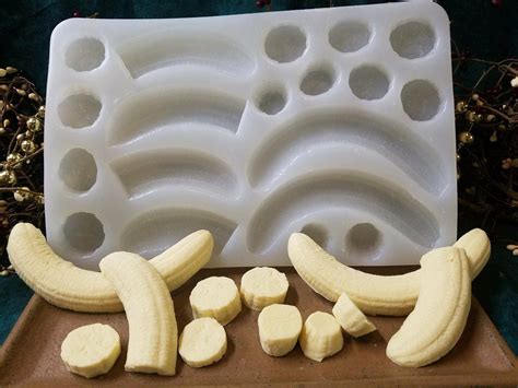 Banana Crazy Tarts 19 Cavity Silicone Mold 6034 Van Yulay Silicone