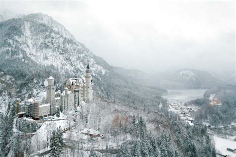 A Guide To Visiting Neuschwanstein Castle in Germany - Find Us Lost ...