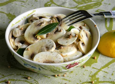 Salade De Champignons Crus L Huile D Olive Et Au Citron