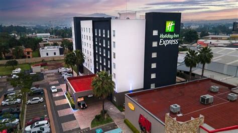 Holiday Inn Express Guadalajara Aeropuerto An Ihg Hotel Las Pintas