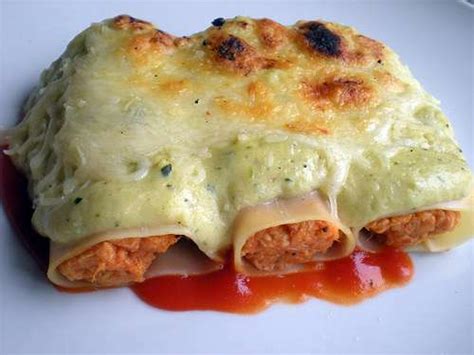 Canelones De Pollo Con Bechamel De Calabac N Receta Petitchef