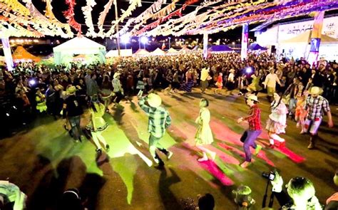 Arraiá Arraste o Pé Balança a Saia em Nova Mutum festa junina 2017 ass