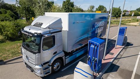 Laden für Elekro Lkw Aral pulse Home