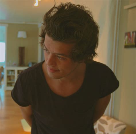 Harry Styles Lookalike Hire Lookalikes Impersonators