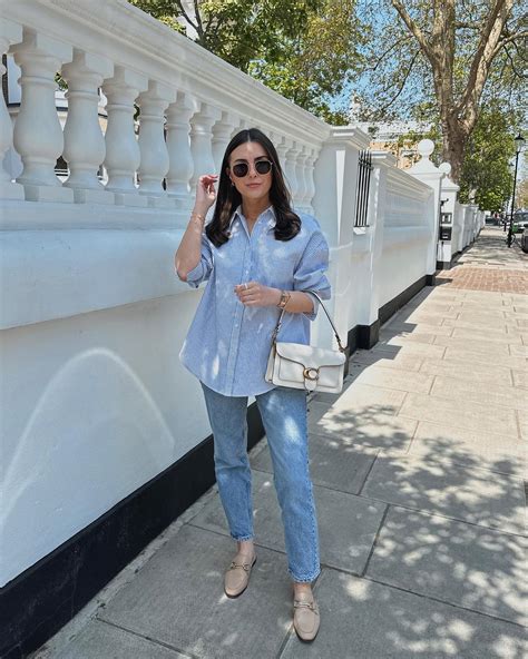 How To Style Mom Jeans Outfits With Mom Jeans Her Style Code