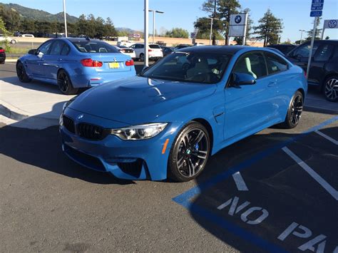 Anyone know what color this M4 is? It's absolutely stunning. : BMW