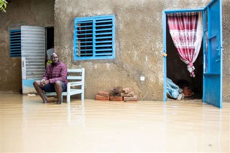 Au Tchad Les Inondations Font Des Centaines De Milliers De Sinistr S