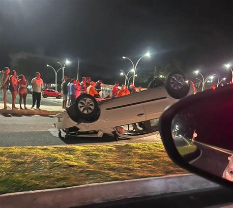 Motorista Fica Ferido Em Capotamento Na Ponte Jorge Amado Ilh Us H