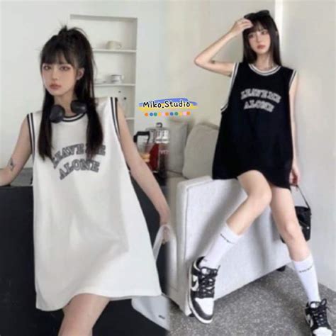 Miko 🌺พร้อมส่ง🌺 เสื้อแขนกุด Basketball ชุดเดรสกล้ามไหมพรม คล้ายๆเสื้อบาสลายเสื้อเท่ๆ ลายตัวอักษร