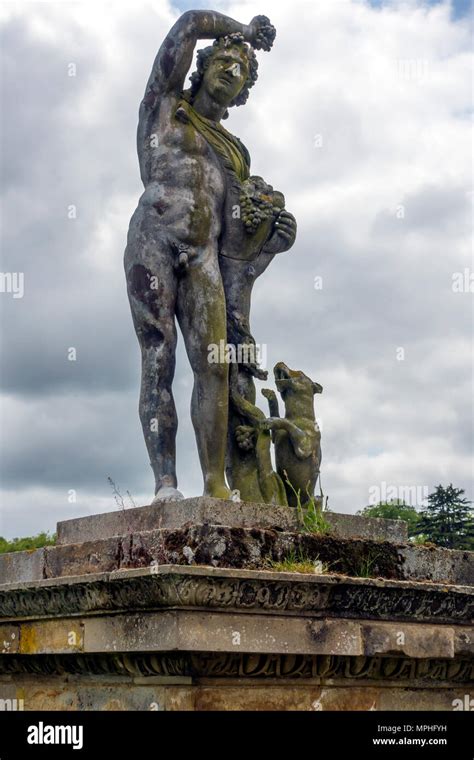 Statue Bacchus God Wine Stock Photos & Statue Bacchus God Wine Stock ...