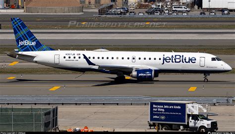 N Jb Jetblue Embraer Erj Ar Erj Igw Photo By Omgcat Id