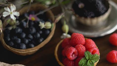 Frutas Ex Ticas Como Comer Roda Da Alimenta O