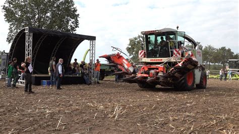 Claas Fotoserie In De Ma S Met Claas Jaguar Trekkerweb Nl