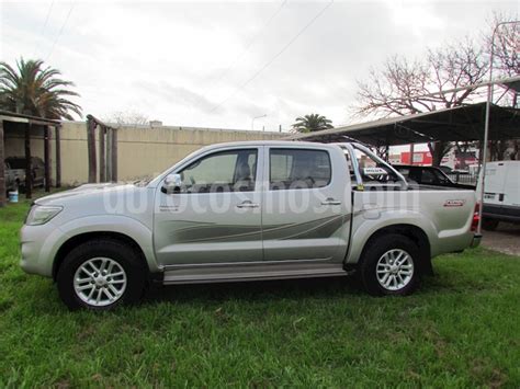 Toyota Hilux X Srv Tdi Dc Usado Color Gris Precio