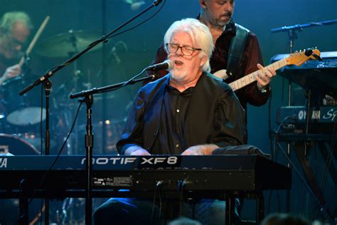 Michael McDonald rejoins the Doobie Brothers for 50th anniversary tour