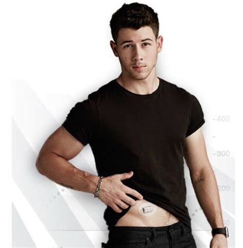 Pink & Hot: Nick Jonas Diabetes Campaign