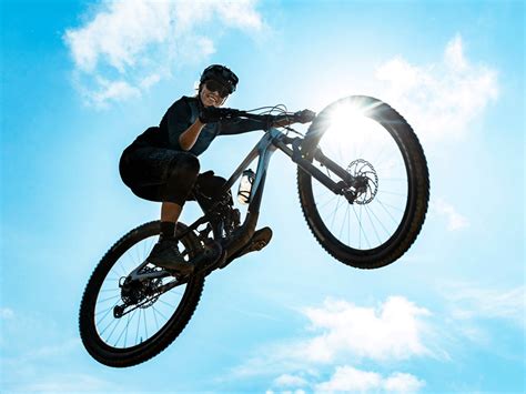 Liv Committed | Liv Cycling Official site