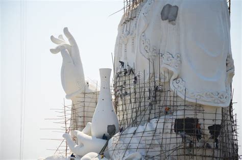 Renovar El Gran Monumento De Quan Yin Y Escultura Tallada Kuan Yin