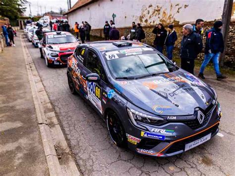 Clio Rc Championne Clio Trophy Terre Junior Disponible La