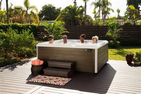 Saltwater Hot Tubs Vs Chlorine Hot Spring Spas