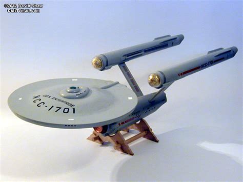 A Modeler’s Guide to Painting the Starship Enterprise by Gary Kerr – CultTVman's Fantastic Modeling