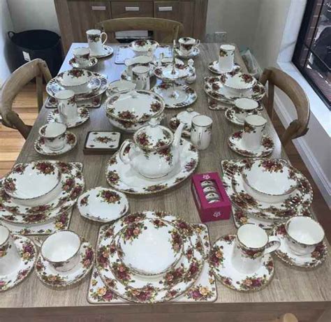 Royal Albert Old Country Rose Dinner Set Dinnerware Gumtree