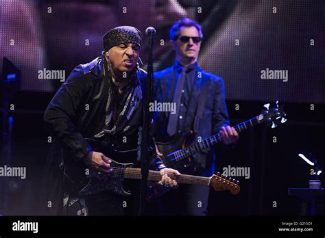 Steve Van Zandt Hi Res Stock Photography And Images Alamy