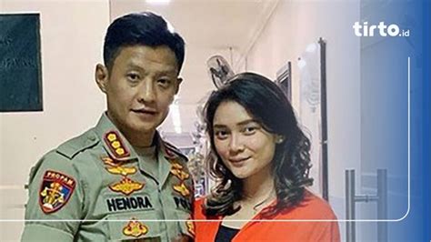 Profil Seali Syah Ig Dan Profesi Istri Brigjen Hendra Kurniawan