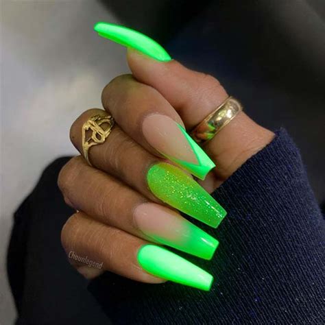 43 Neon Green Nails To Inspire Your Summer Manicure Stayglam Green