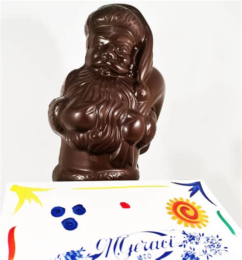 Babbo Natale Di Cioccolato Fondente Artigianale Natalegeraci